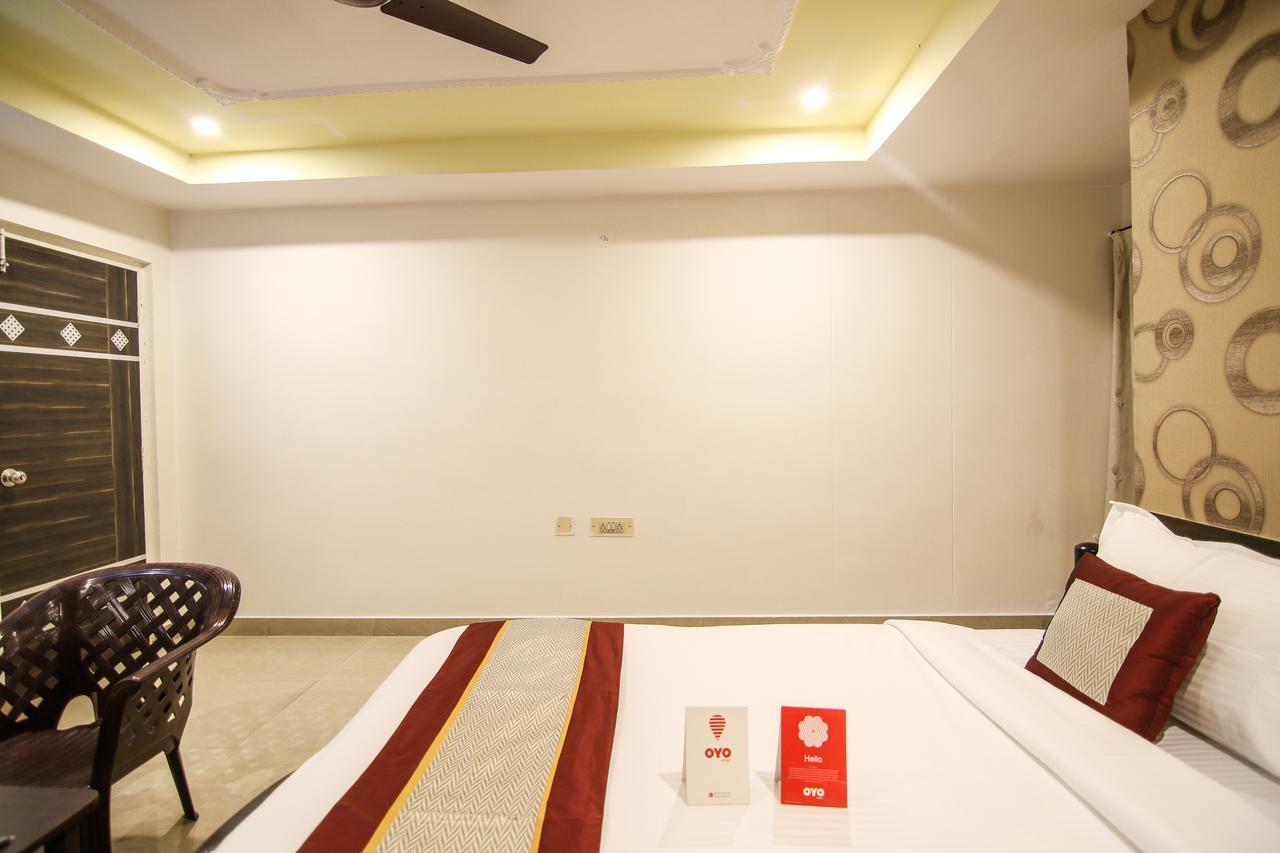 Oyo 9207 Chakri Guest House فيساخاباتنام المظهر الخارجي الصورة
