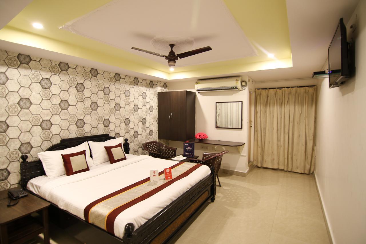 Oyo 9207 Chakri Guest House فيساخاباتنام المظهر الخارجي الصورة